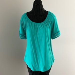 Teal top